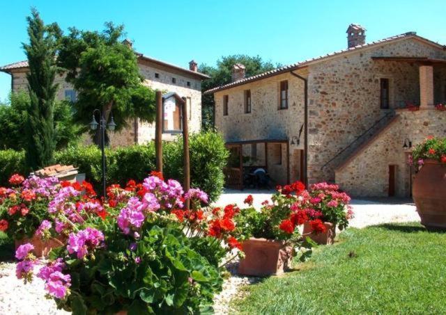 Borgo Il Villino Pensionat Casole dʼElsa Eksteriør billede
