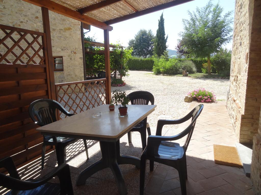 Borgo Il Villino Pensionat Casole dʼElsa Værelse billede