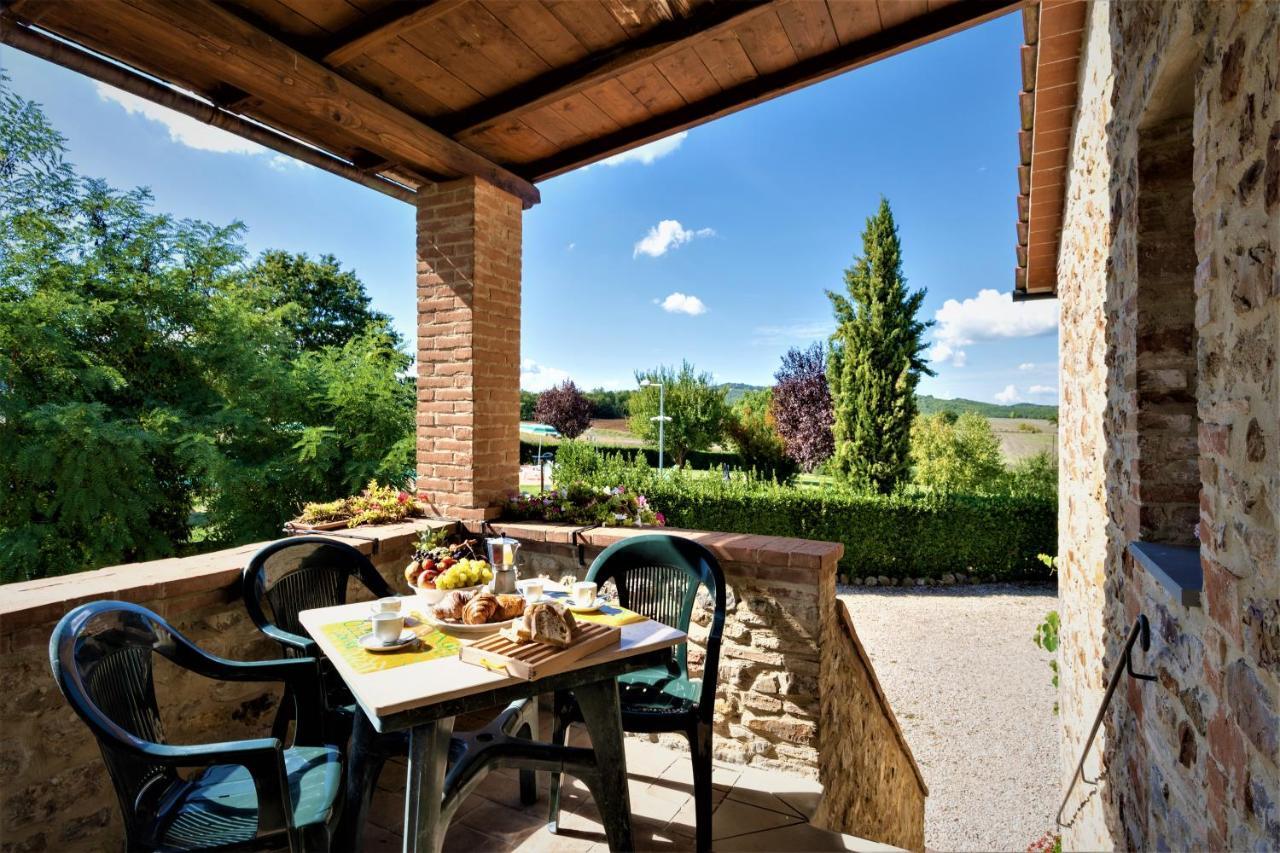 Borgo Il Villino Pensionat Casole dʼElsa Eksteriør billede